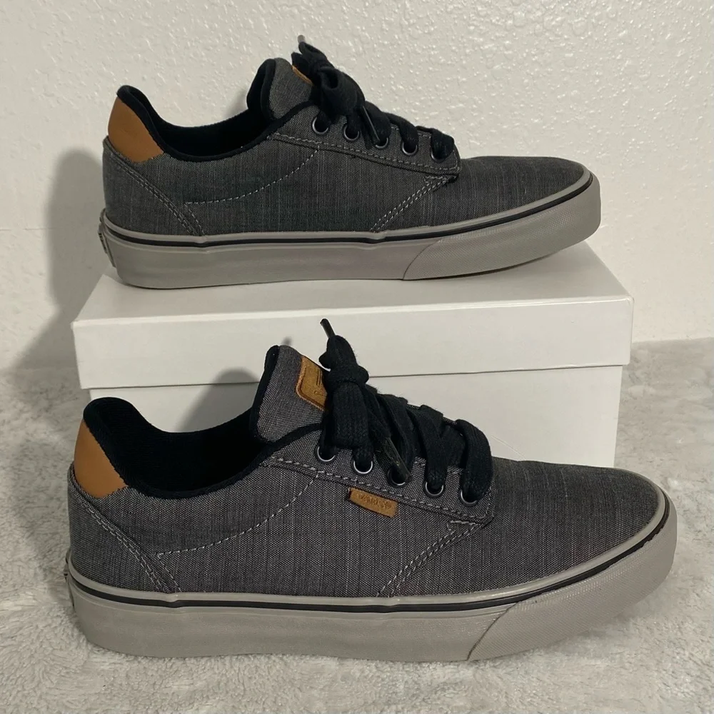 Vans Atwood Deluxe Sneakers Men’s Size 7 Grey DX